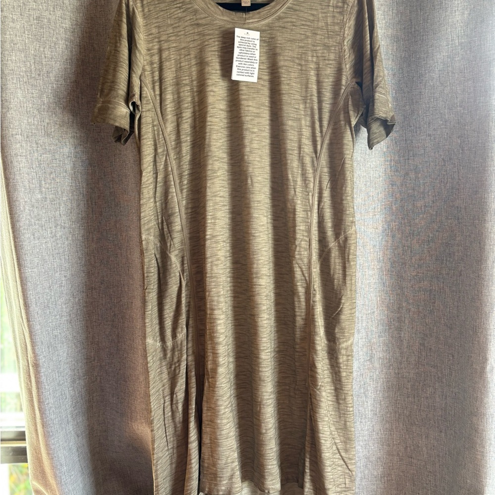 LOGO by Lori Goldstein Olive Short Sleeve Top